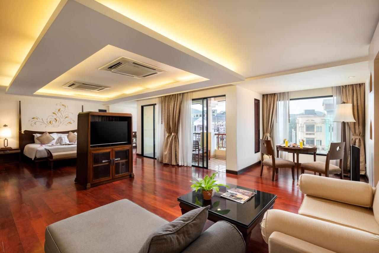 Patong Paragon Resort & Spa Sha Extra Plus Eksteriør bilde Suite room