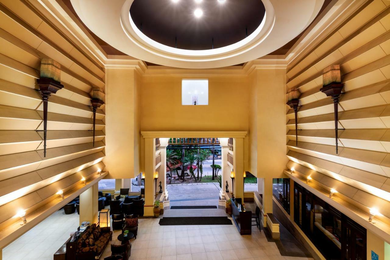 Patong Paragon Resort & Spa Sha Extra Plus Eksteriør bilde Lobby